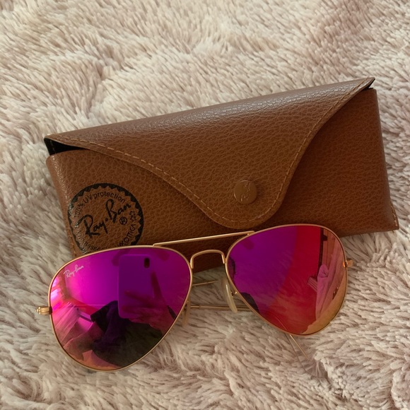 Perfect condition Pink Ray bans - Picture 2 of 3